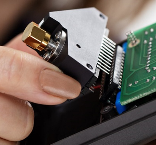 FREEDOM spectrometer Spectrometers for UV-VIS